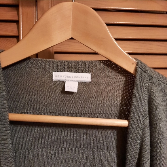 New York & Company Grey Cover-up - Picture 4 of 6